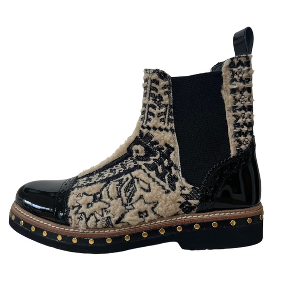 Free People Atlas Chelsea Boots - Cream Textile, Black Patent - Size EU 37 - Picture 5 of 10